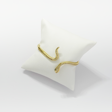 Load image into Gallery viewer, Golden Snake Bracelet