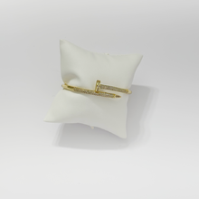 Load image into Gallery viewer, Gold Nail Style Bracelet