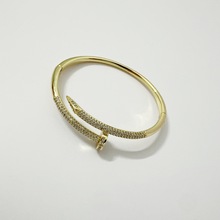 Load image into Gallery viewer, Gold Nail Style Bracelet