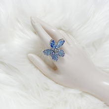 Load image into Gallery viewer, Crystal Flower Ring