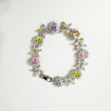 Load image into Gallery viewer, Charming Flowers Bracelet