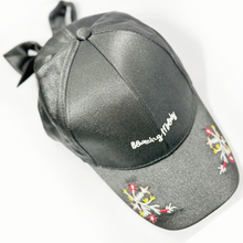 Load image into Gallery viewer, Bow tie Woman Hat
