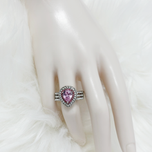 Load image into Gallery viewer, Heart Shape Pink Diamond Ring
