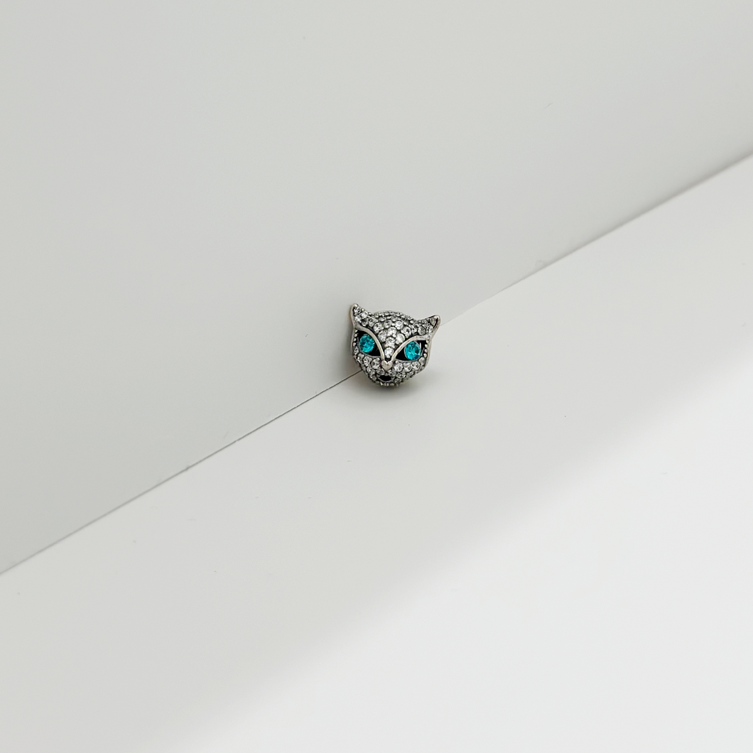 Diamond Eyes Cat Charm